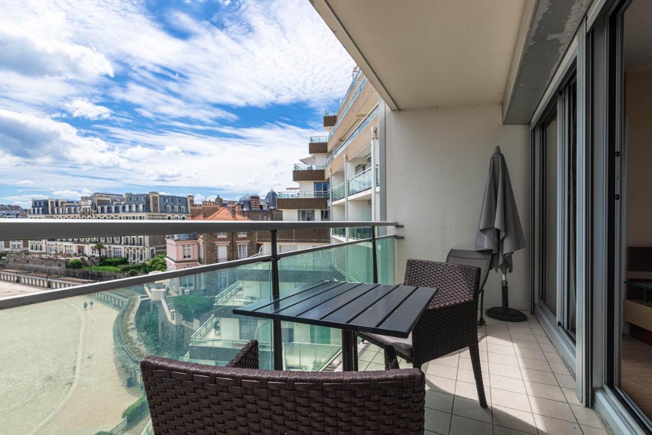 Le Crystal Dinard Plage ภายนอก รูปภาพ