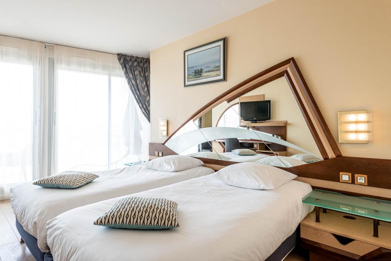 Le Crystal Dinard Plage ภายนอก รูปภาพ