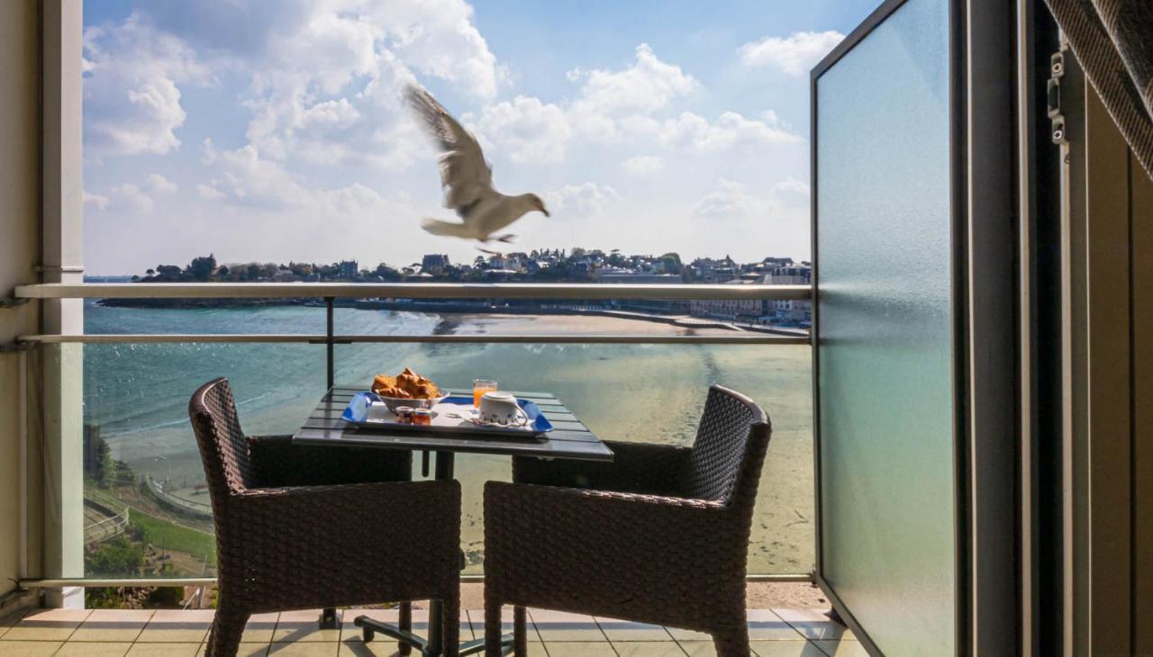 Le Crystal Dinard Plage ภายนอก รูปภาพ