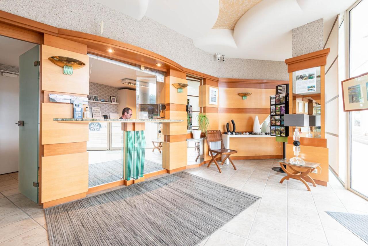 Le Crystal Dinard Plage ภายนอก รูปภาพ