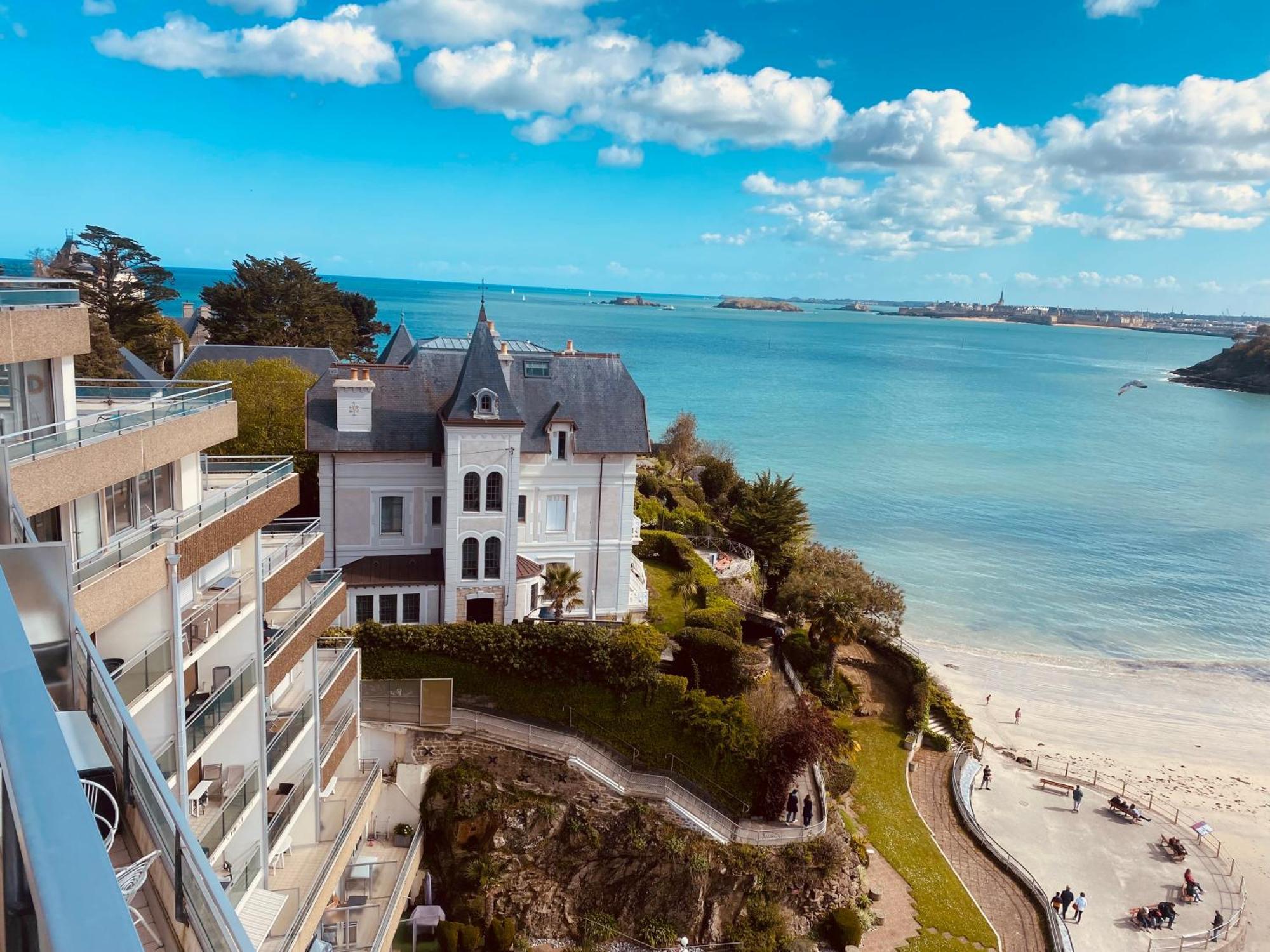 Le Crystal Dinard Plage ภายนอก รูปภาพ