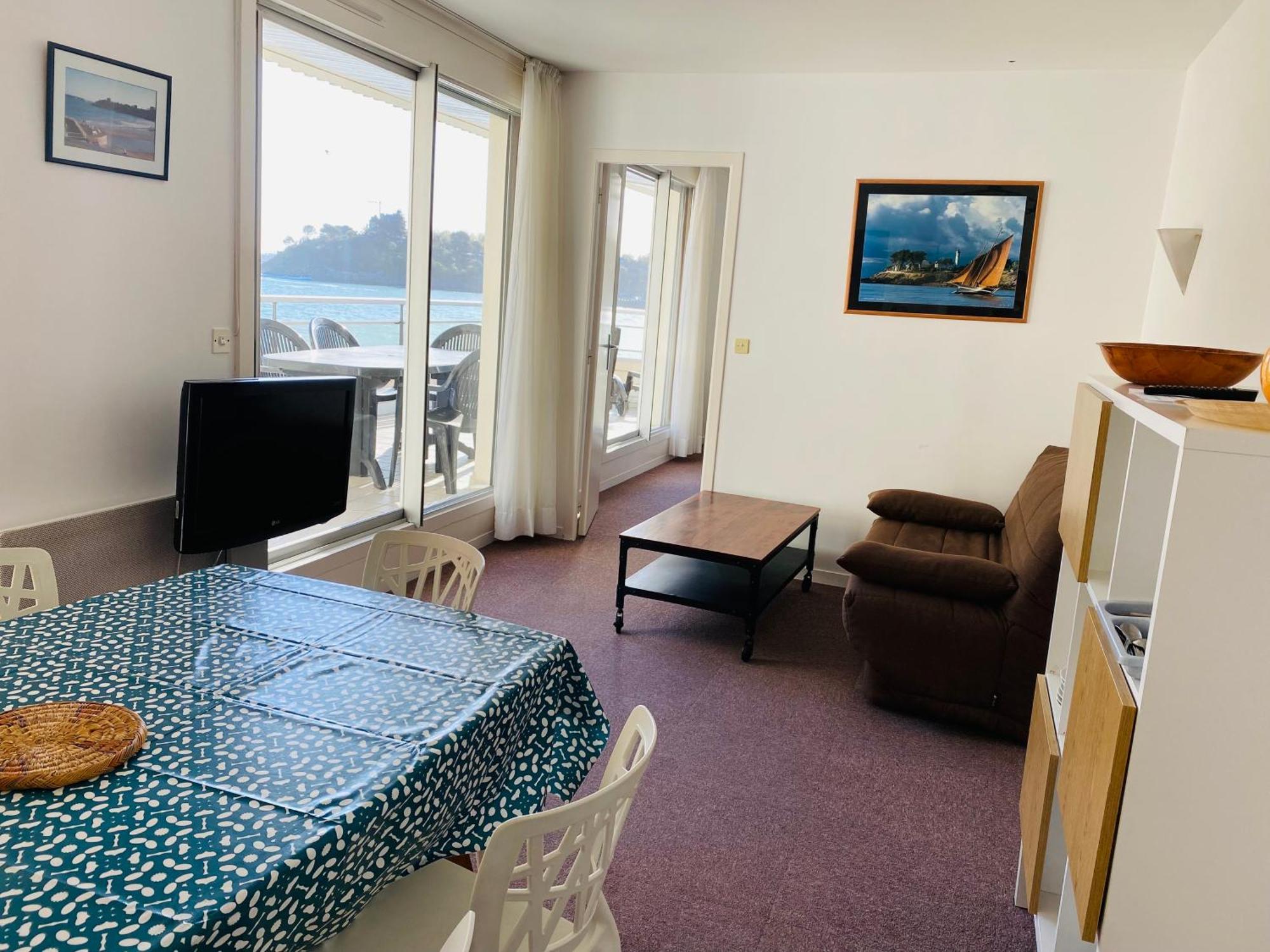 Le Crystal Dinard Plage ภายนอก รูปภาพ