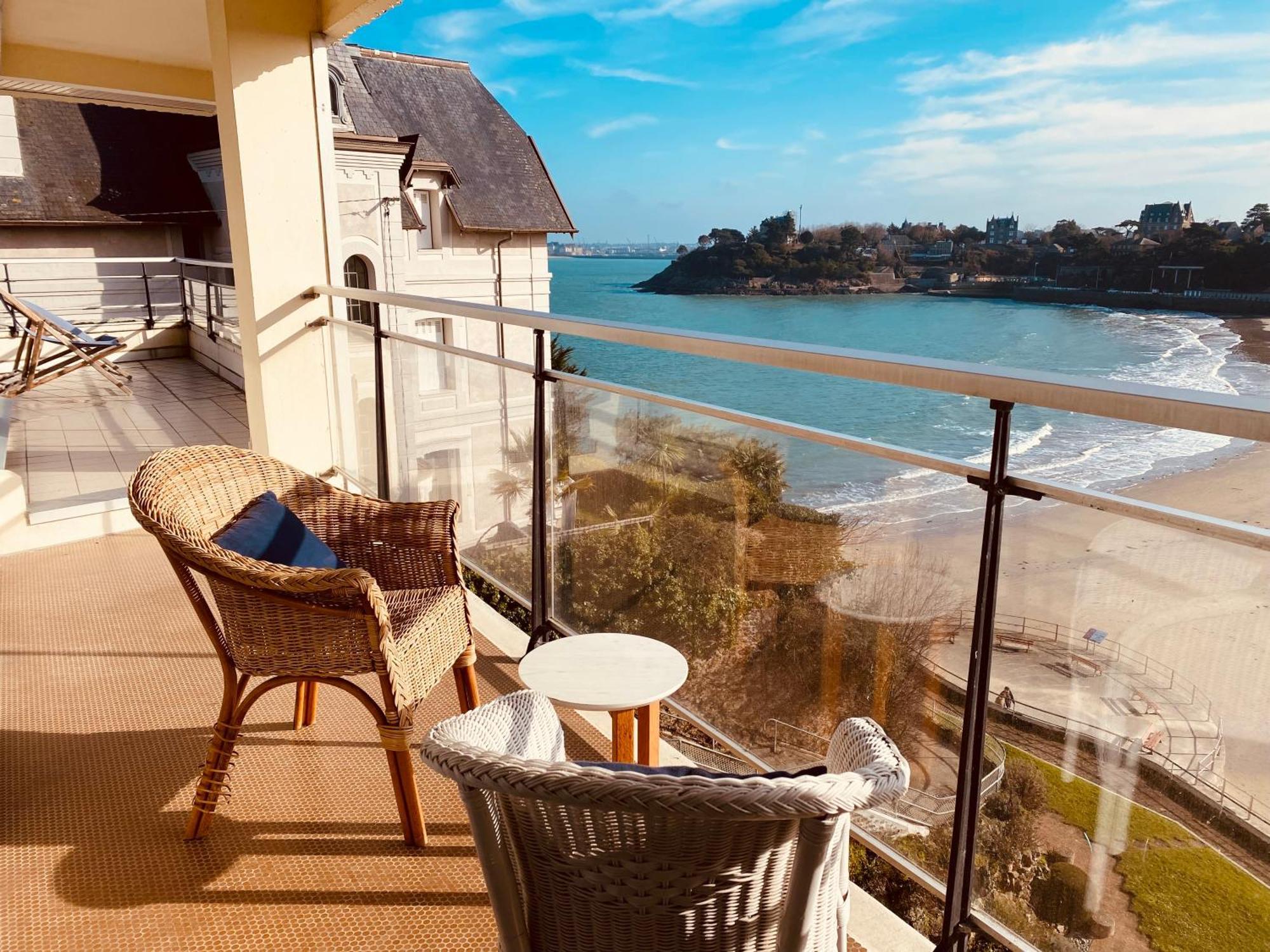 Le Crystal Dinard Plage ภายนอก รูปภาพ